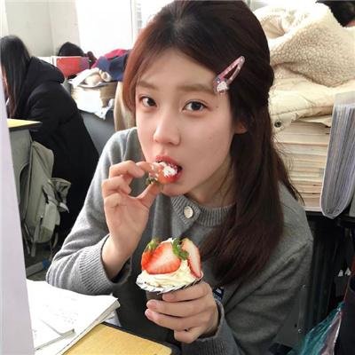 女人,有时是男人